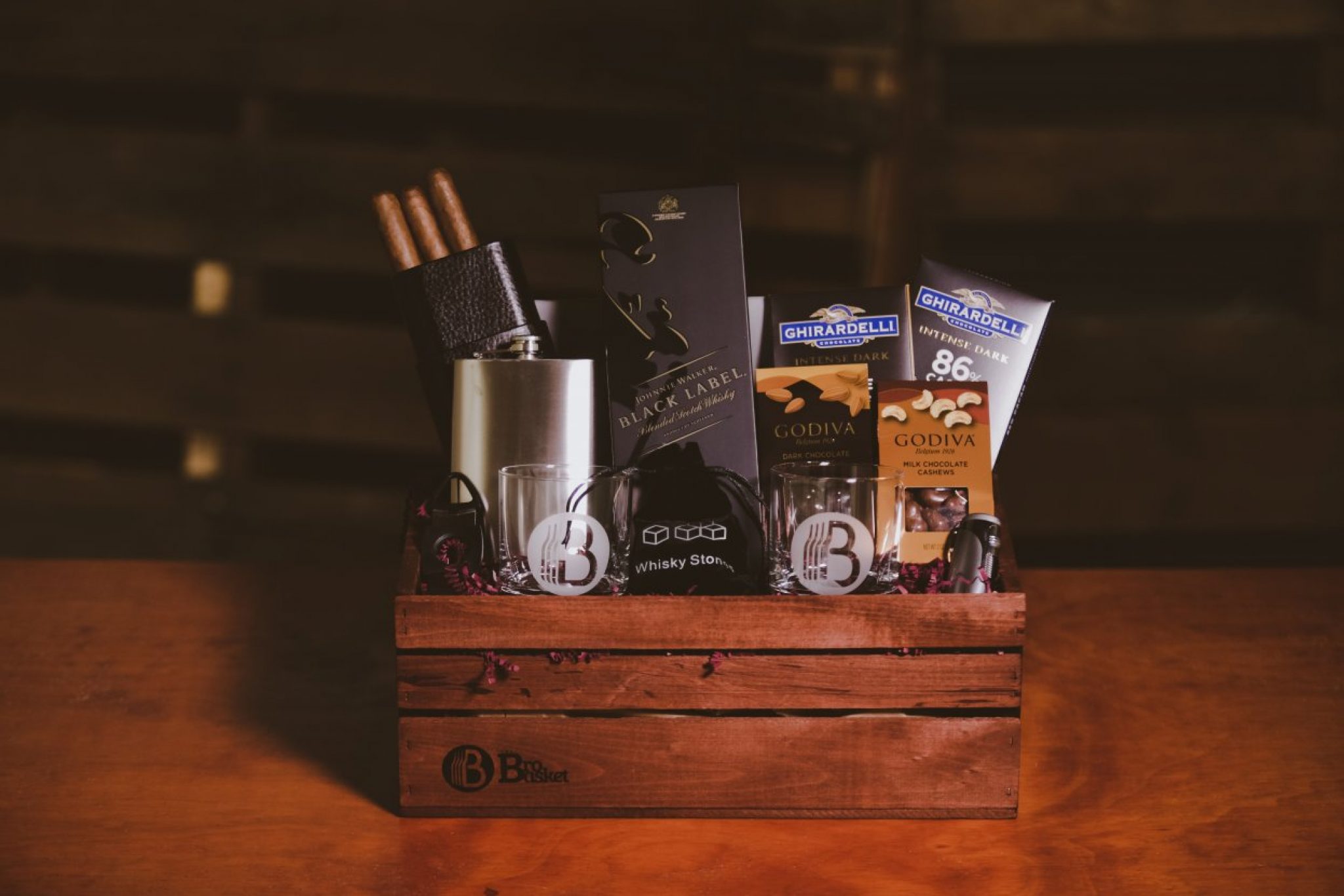 Scotch and Cigar Gift Basket for Executives Gifter World