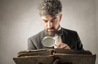 Gifts for a History Buff by Gifter World